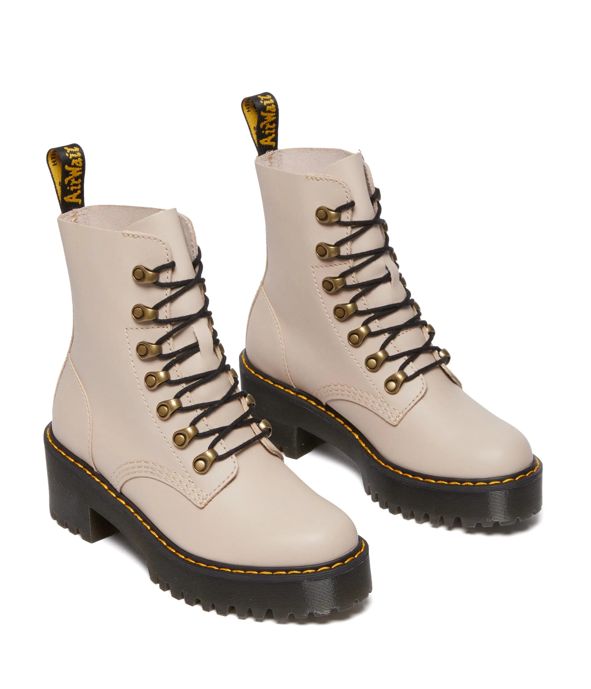 Boots Dr. Martens Leona
