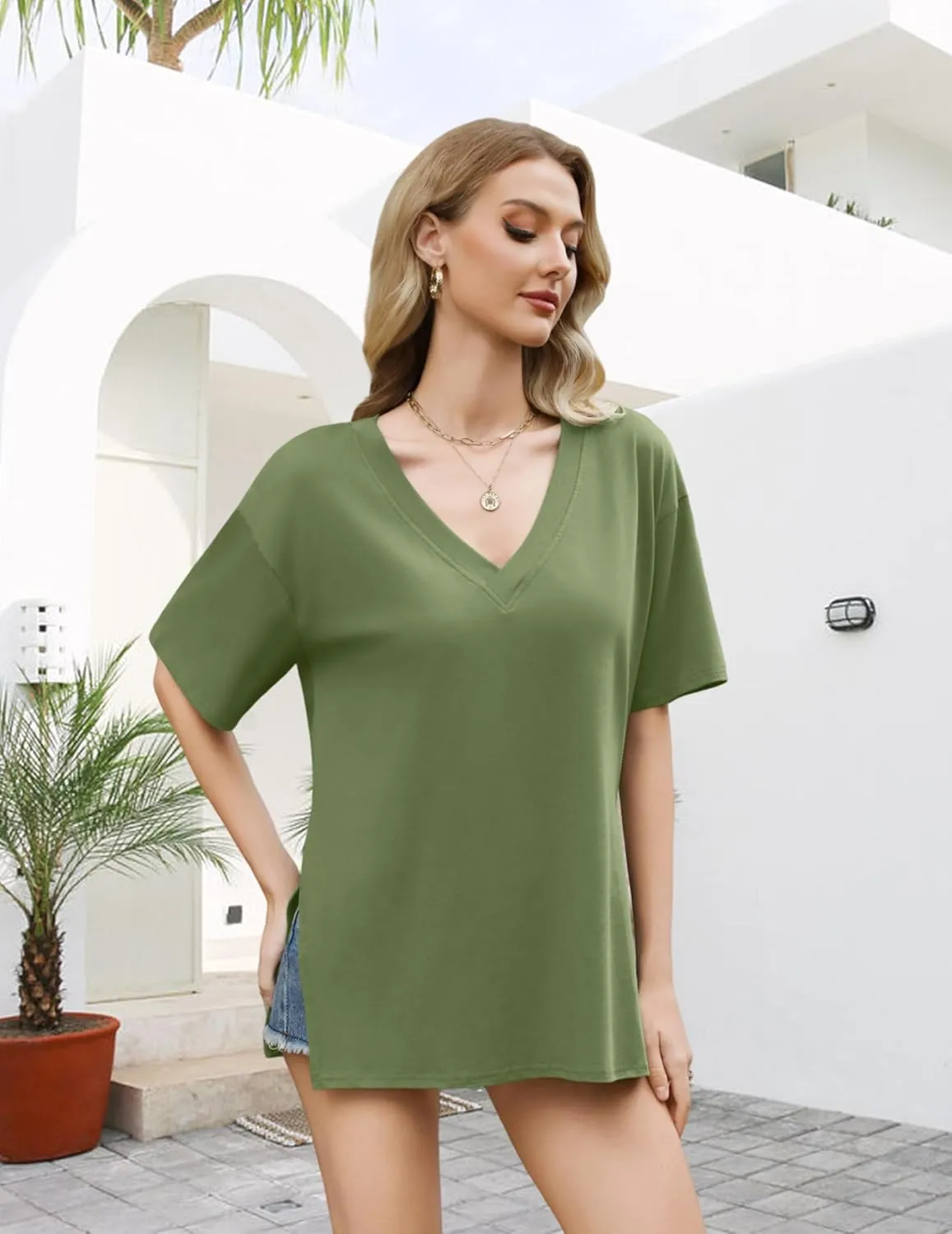 Neweek Womens Oversized Workout T Shirts Short Sleeve V Neck Side Slit T-Shirt Summer Casual Basic Tee Tops Loose Fit