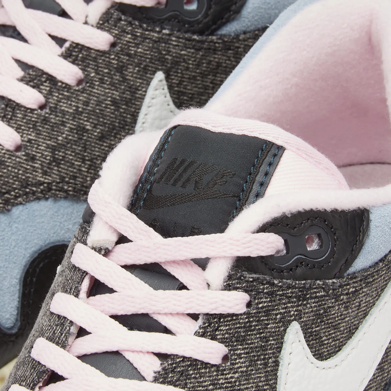 Nike Air Max 1 '86 Premium Black, White & Pink