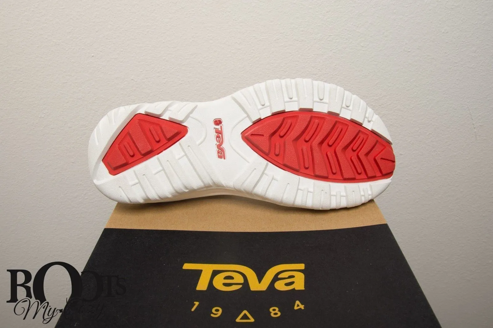 Teva Hurricane XLT Black / Red Sandals